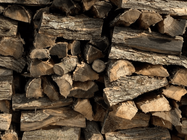 THE BEST-SMELLING FIREWOOD